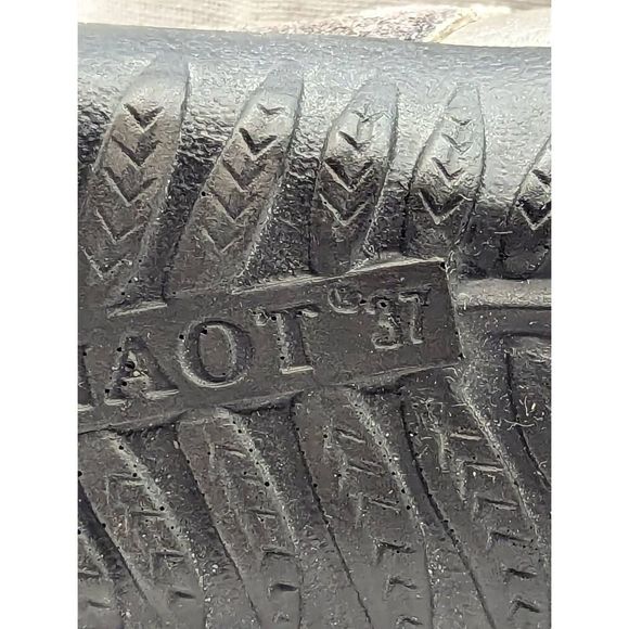 NAOT HARORE Shoes size 37 6.5 Grey Shimmer Leather - Picture 7 of 9